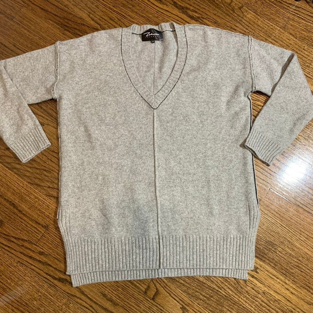 Light pink Long sleeve sweater Great condition